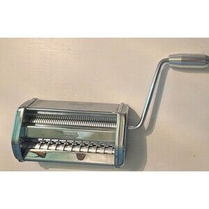 Marcato Atlas 150 Pasta Maker Hand Crank Made in Italy Spaghetti Cutter